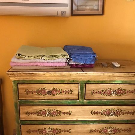 Guide Tour Apartments Napoli Bagian luar foto