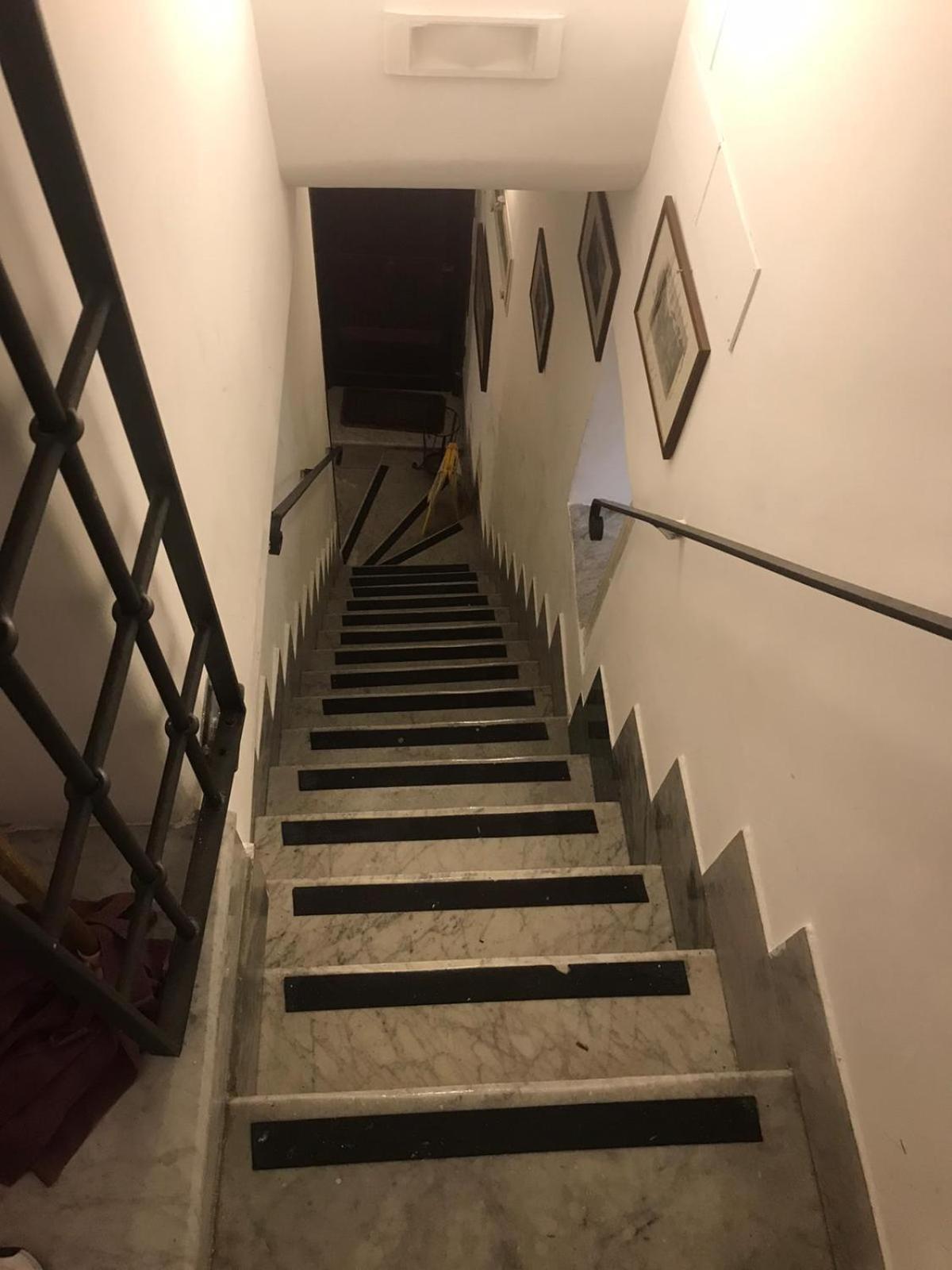 Guide Tour Apartments Napoli Bagian luar foto