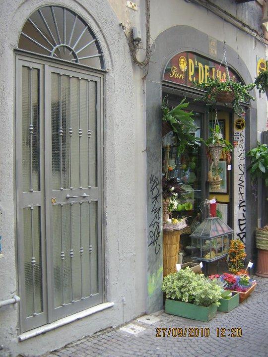 Guide Tour Apartments Napoli Bagian luar foto